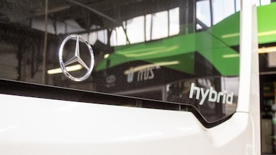 Hybrydowy Mercedes na testach w Poznaniu